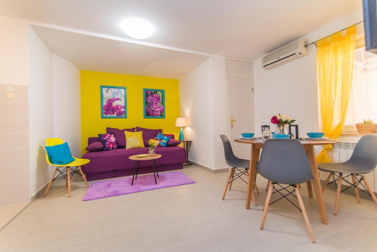 Apartments Canaria Pula Exterior photo